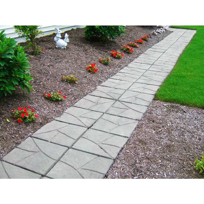 Nantucket Pavers 17.5 in. x 17.5 in. Stone Design Square Gray Variegated Concrete Paver (46-Pieces/97 sq. ft./Pallet)