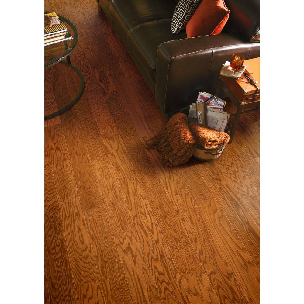 Bruce Turlington Gunstock Oak 3/8 in. T x 5 in W Click Lock Smooth Engineered Hardwood Flooring (22 sq.ft./ctn)