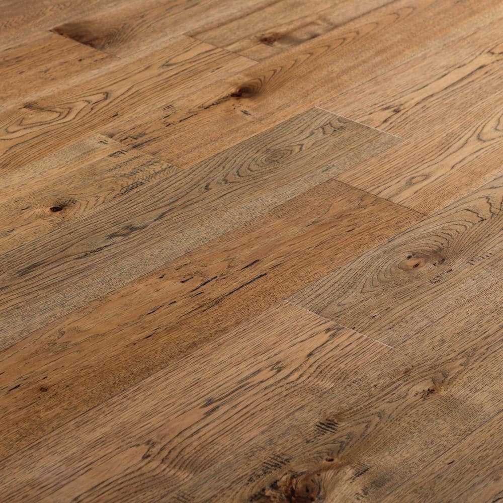 NATU Heirloom Distressed Hickory 3/8 in. T x 7.5 in. W Click Lock Brushed Engineered Hardwood Flooring (19.43 sq.ft./case)