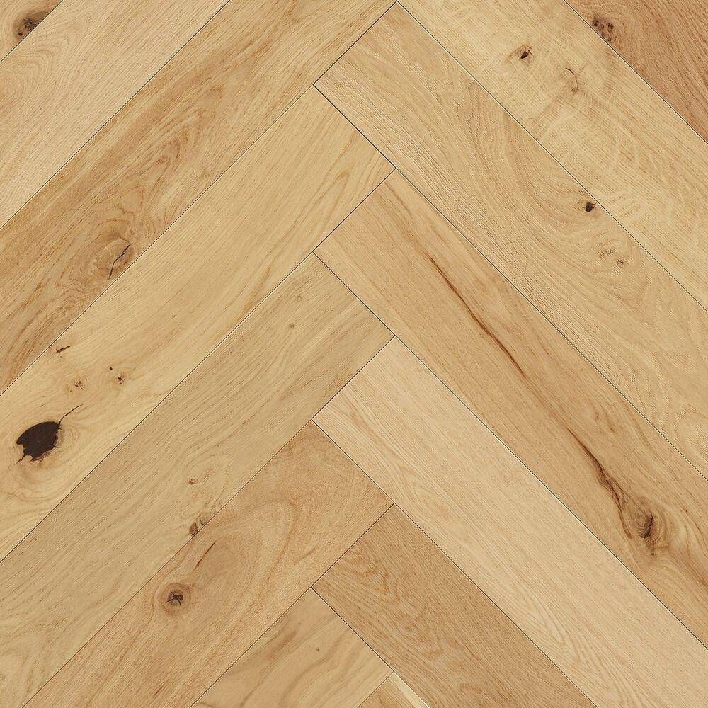 Bruce Time Honored Herringbone Aged Natural Oak 0.57 in.T x 4.72 in.W Click-Lock Engineered Hardwood Flooring(15.5sq.ft./Case)
