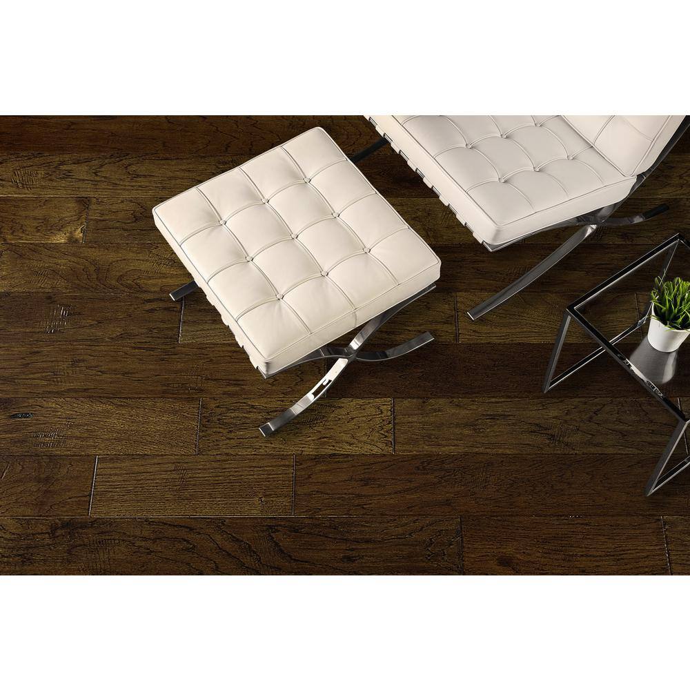 NATU Heritage Avalon Hickory 3/8 in. T x 5 in. W Tongue & Groove Hand Scraped Engineered Hardwood Flooring (32.8 sq.ft./case)