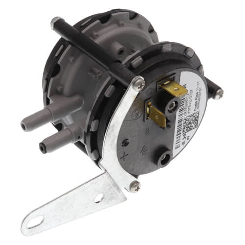 Carrier HK06MB012 pressure switch - side view (Product Type: Pressure Switch)