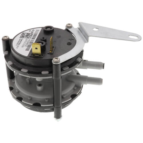 Carrier HK06MB020 pressure switch - front view (Product Type: Pressure Switch)