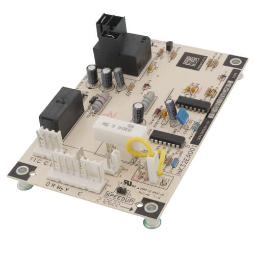 Carrier HK32EA001 control board - detail view (Product Type: Control Board)