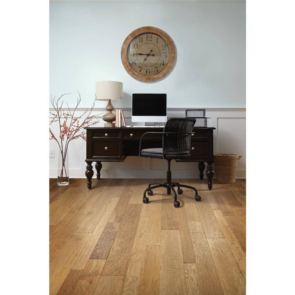 Shaw Canyon Honey Hickory 3/8 in. T X 6.3 in. W Tongue and Groove Engineered Hardwood Flooring (34.96 sq.ft./case)