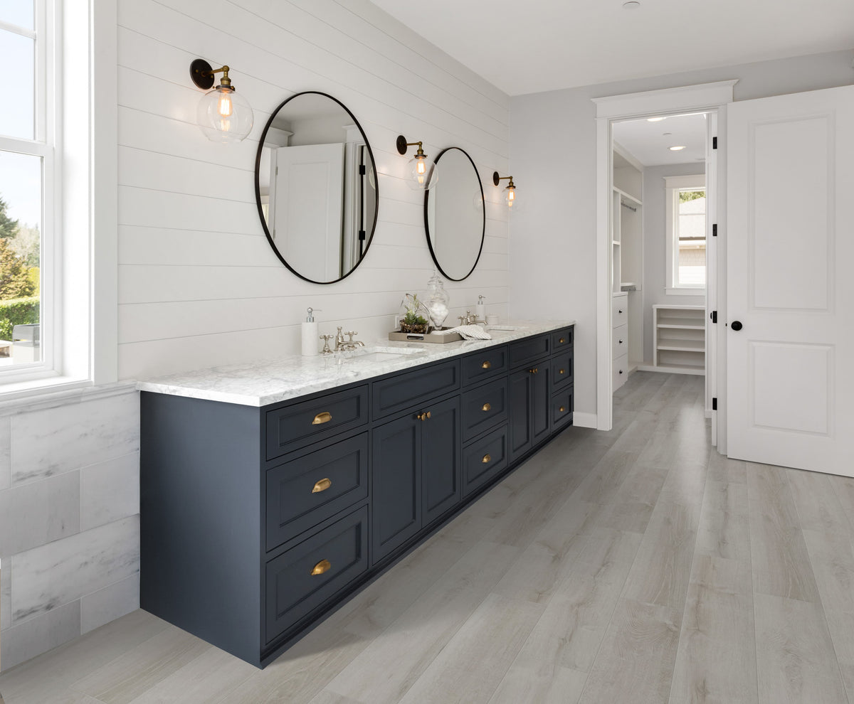 CALI Sample – Cali Vinyl White Aspen Luxury Vinyl Plank, 48 in x 7.25 in, 6.5 mm