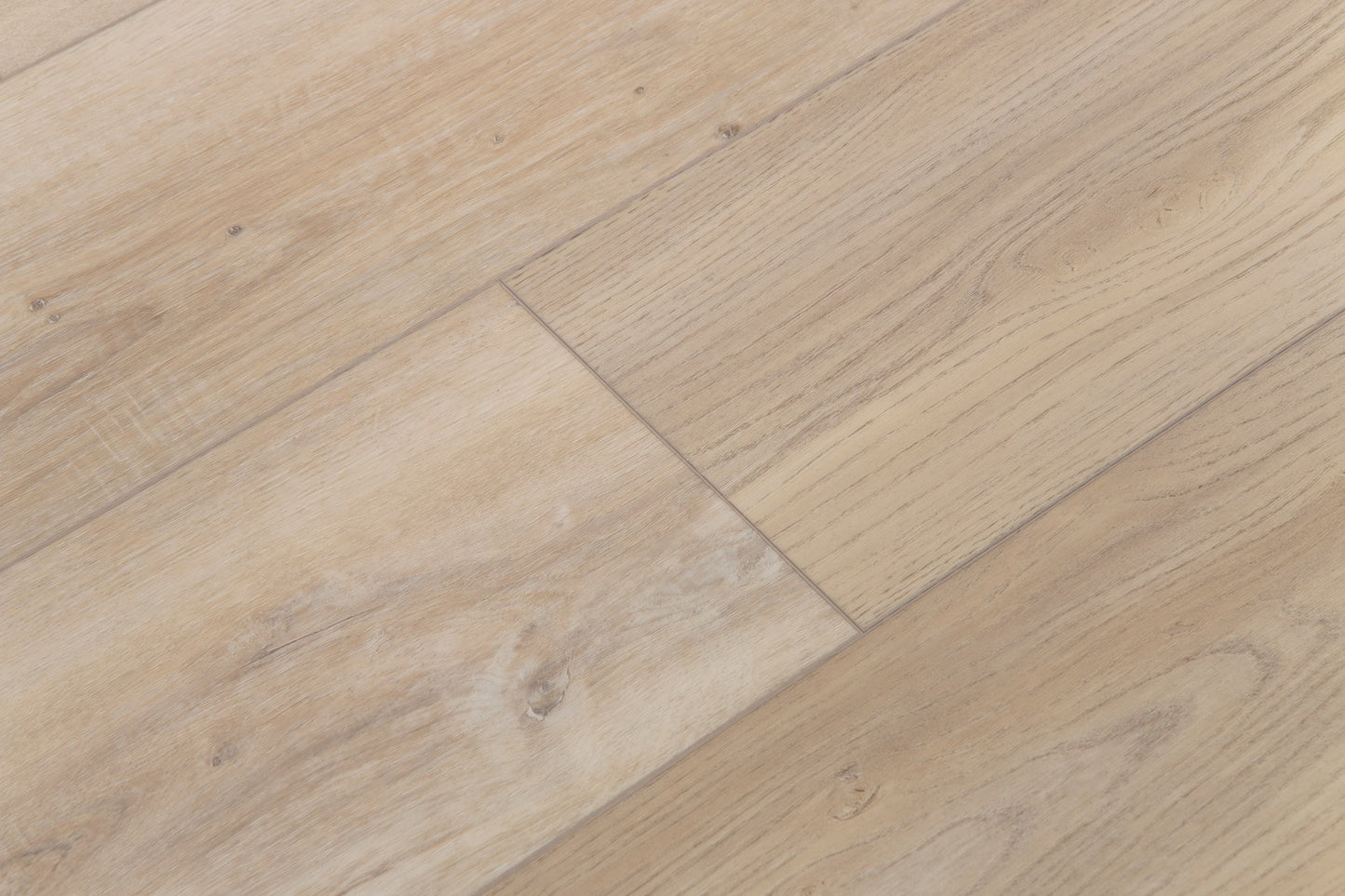 CALI Vinyl Longboards Coastline Cliff 9-in Wide x 8-mm Thick Water-Resistant Luxury Vinyl Plank Flooring (26.62-sq ft)