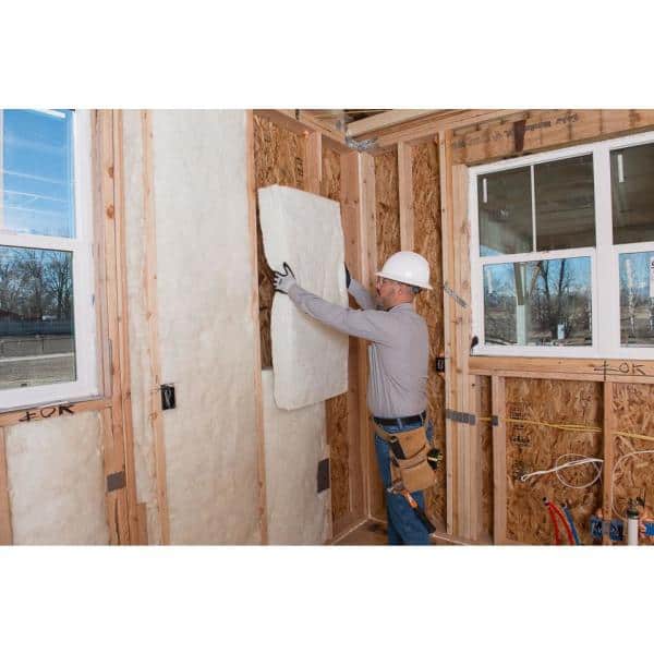 Johns Manville JM R-21 Unfaced Fiberglass Batt Insulation for 2x6 Walls, 15 in. x 93 in. (67.81 sq-ft)