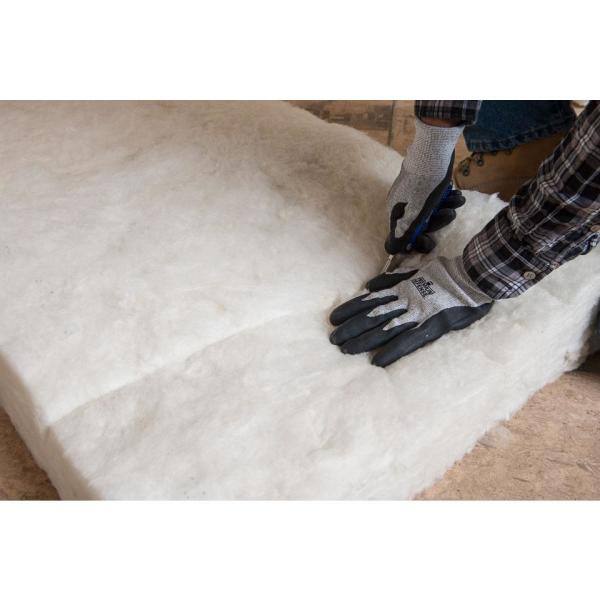 Johns Manville JM R-21 Unfaced Fiberglass Batt Insulation for 2x6 Walls, 15 in. x 93 in. (67.81 sq-ft)
