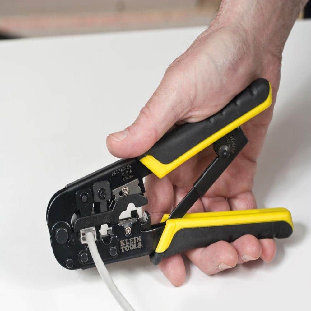 Klein Tools Twisted Pair Installation Tool Set with Zipper Pouch, Model VDV026-212