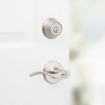 Kwikset Balboa Satin Nickel Single-Cylinder Deadbolt Universal Keyed Entry Door Handle Combo Pack (1 Handle and 1 Deadbolt)