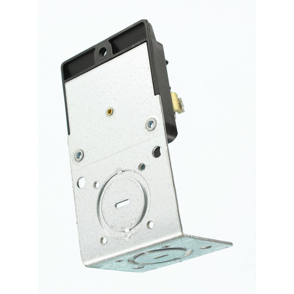 Leviton 5378 50 Amp Double Pole Single Outlet, Surface Mount, Black, NEMA 6-50R