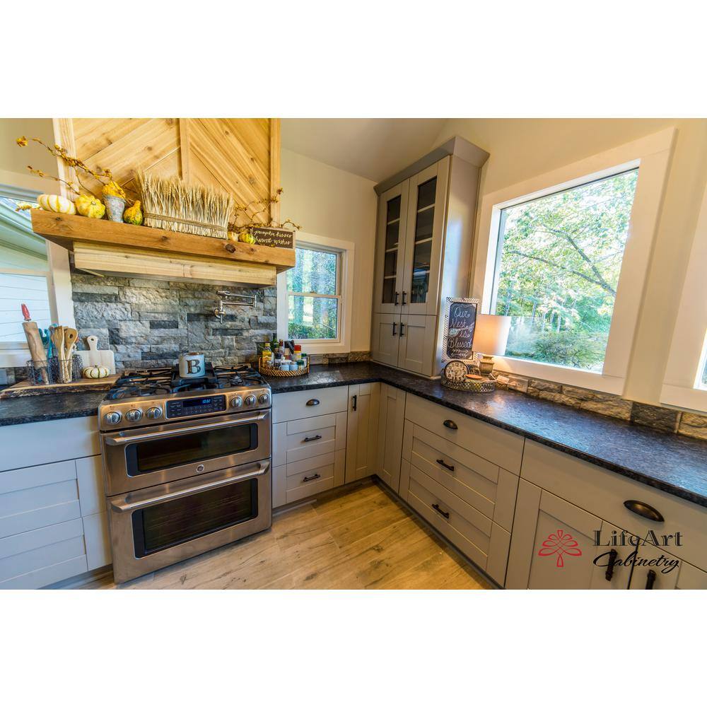 LIFEART CABINETRY Anchester Assembled 24x42x15 in. Wall Diagonal Corner Cabinet with 1 Door 3 Shelves in Light Gray