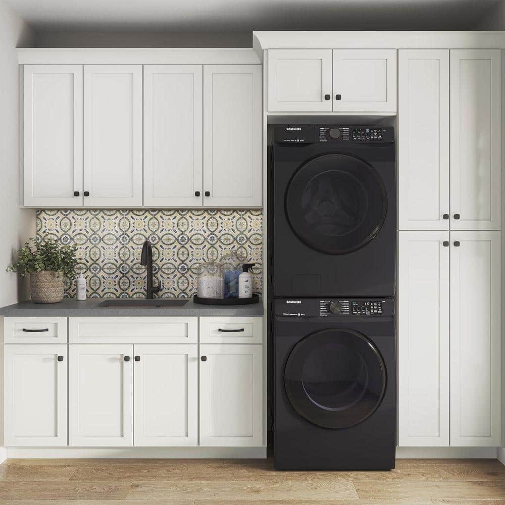 SIMPLY WOODMARK PRO Shaker Full Overlay 15 in. W. x 24 in. D x 34.5 in. H Plywood Assembled Full Height Base Kitchen Cabinet in Linen White
