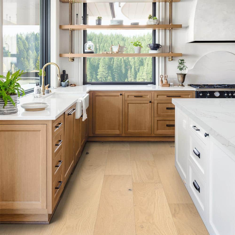 MSI Lyon Valley White Oak XXL 5/8 in. T x 9.45 in. W Tongue and Groove Engineered Hardwood Flooring (1363.92 sq. ft./pallet)