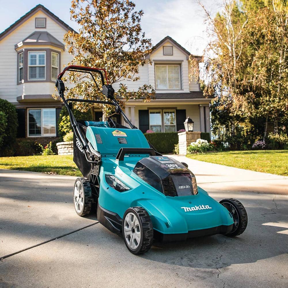 Makita 18V X2 (36V) LXT Lithium-Ion Cordless 21 in. Walk Behind Self-Propelled Lawn Mower Kit w/4 Batteries (5.0Ah)