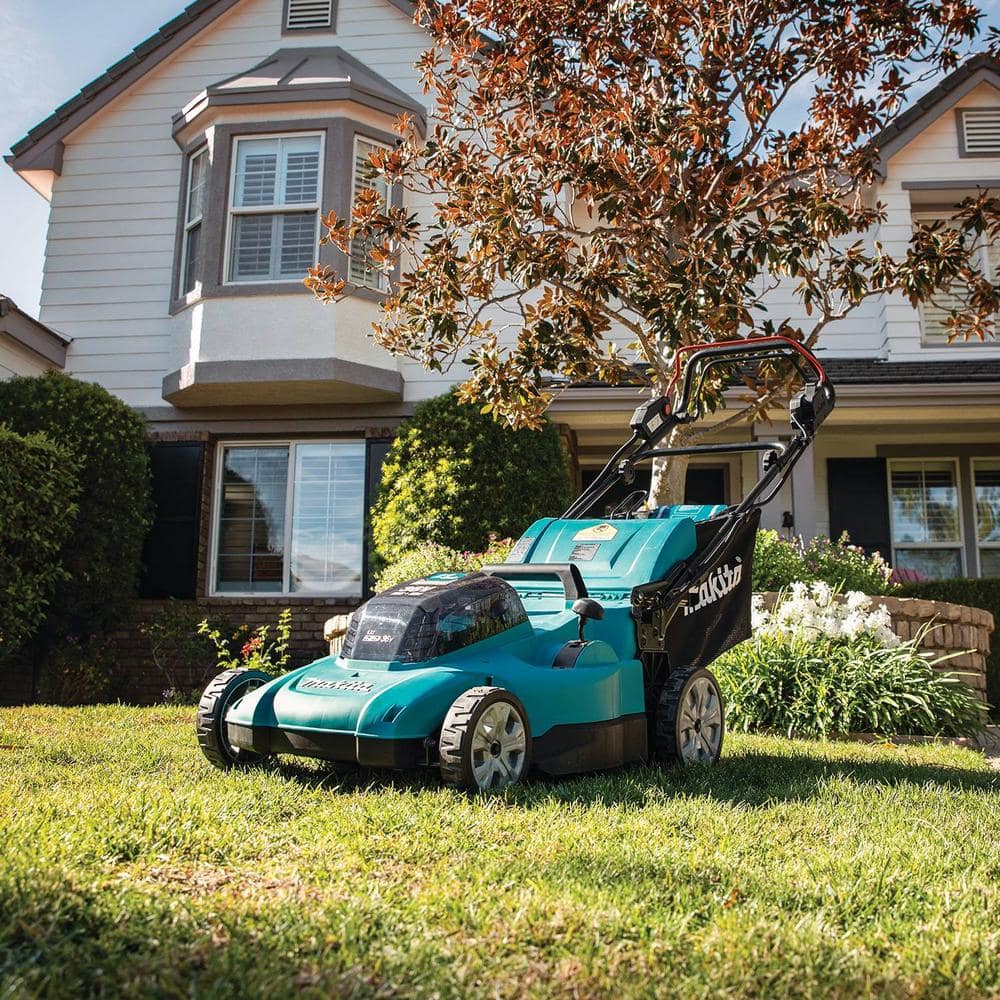 Makita 18V X2 (36V) LXT Lithium-Ion Cordless 21 in. Walk Behind Self-Propelled Lawn Mower Kit w/4 Batteries (5.0Ah)