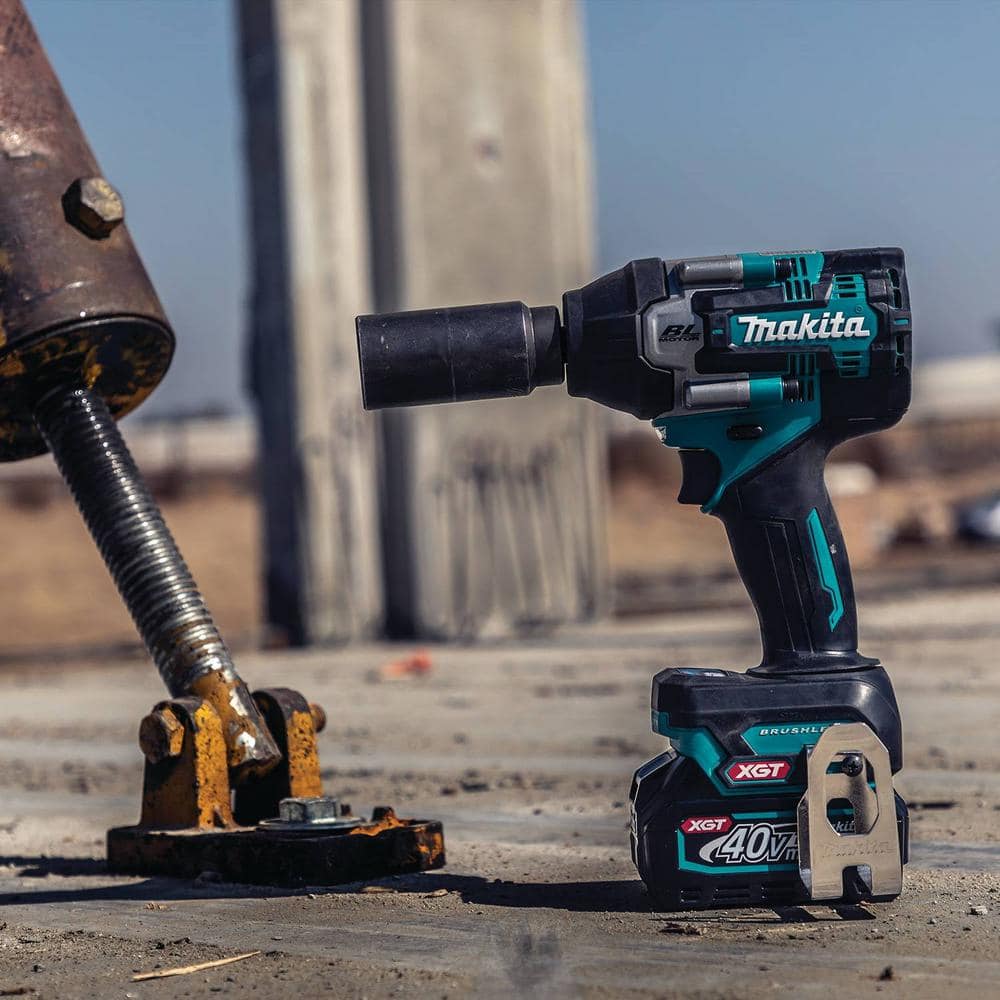 Makita 40V max XGT Brushless Cordless 4-Speed Mid-Torque 1/2 in. Impact Wrench Kit w/Detent Anvil, 2.5Ah