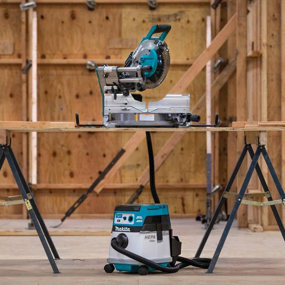 Makita 40V max XGT Brushless Cordless 10 in. Dual-Bevel Sliding Compound Miter Saw Kit, AWS Capable (4.0Ah)