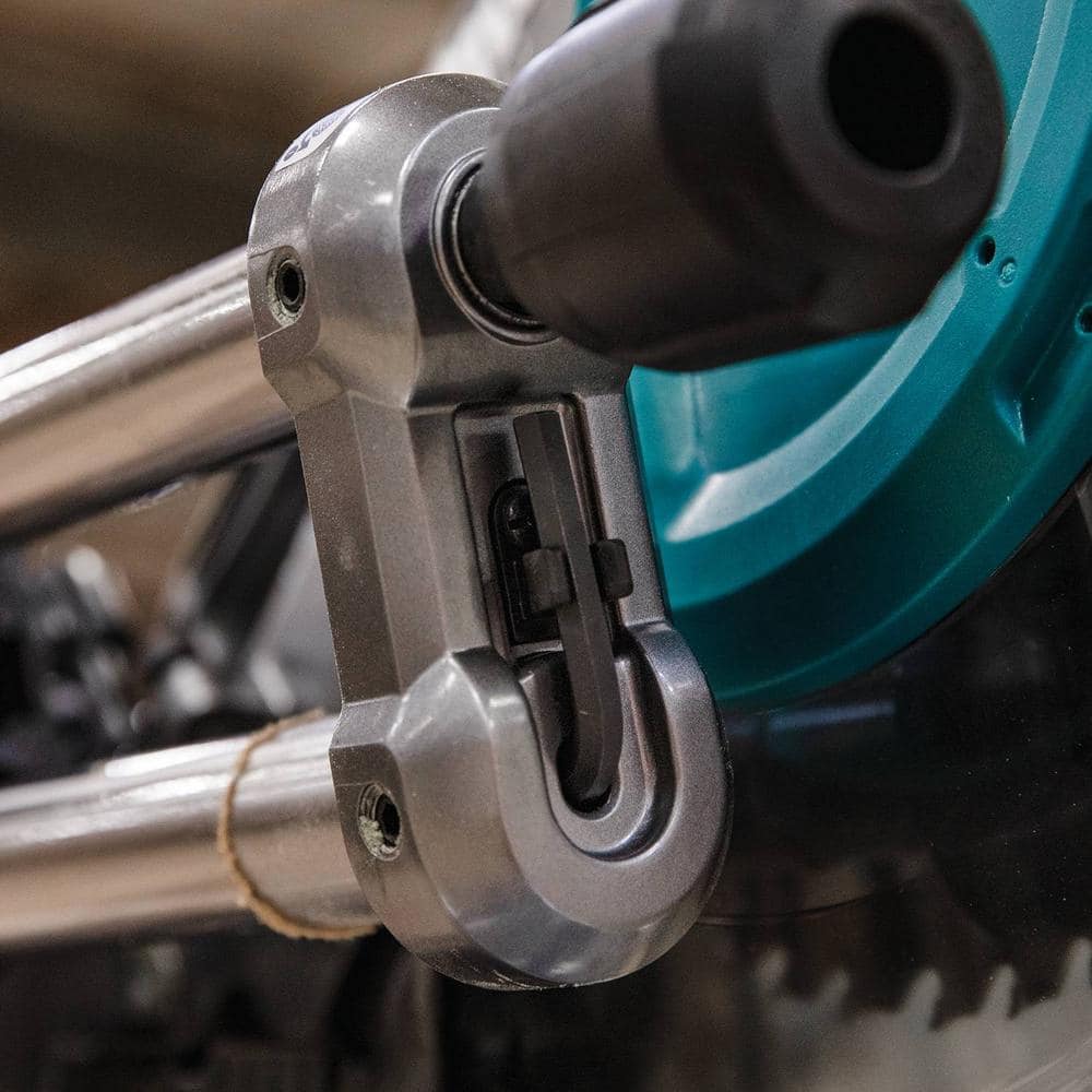 Makita 40V max XGT Brushless Cordless 10 in. Dual-Bevel Sliding Compound Miter Saw Kit, AWS Capable (4.0Ah)