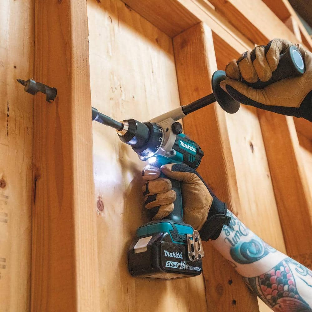Makita 18V LXT Lithium-Ion Brushless Cordless Combo Kit 5.0 Ah (2-Piece)
