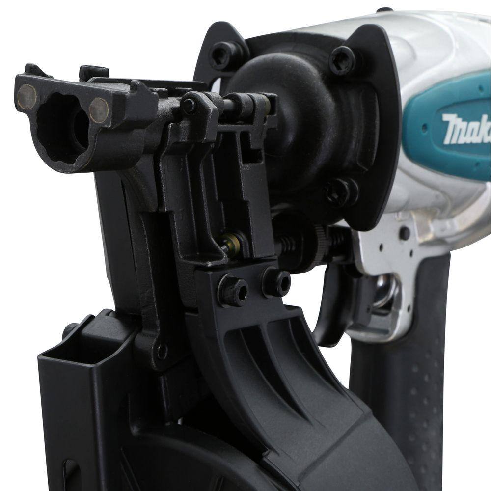 Makita 1-3/4 in. 15° Roofing Coil Nailer