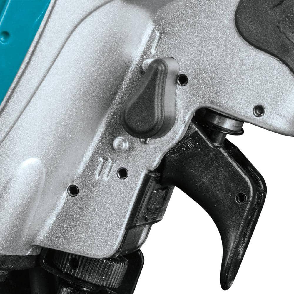 Makita 15 Degree 1-3/4 in. Pneumatic Coil Roofing Nailer, AN454