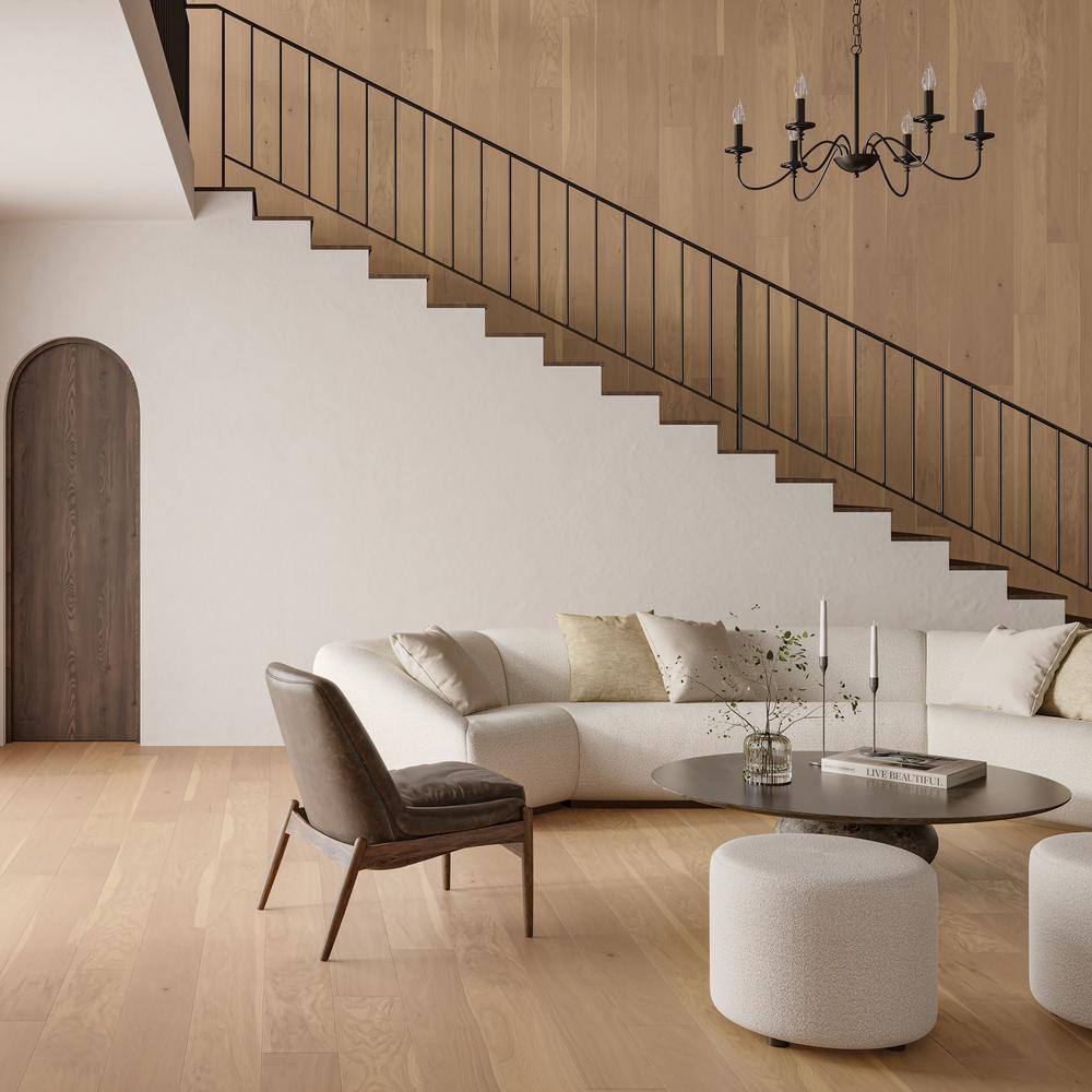 Bedrosians Bordeaux French Oak in Margaux 9/16 in. T x 7.5 in. W Click-Lock Engineered Hardwood Flooring (23.32 sq. ft./CTN)