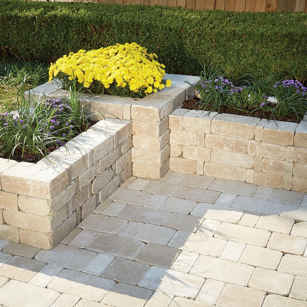 Pavestone 10.5 in. L x 7 in. W x 1.75 in. H Merriam Blend Concrete Paver RumbleStone (192-Pack/98 sq. ft./Pallet)