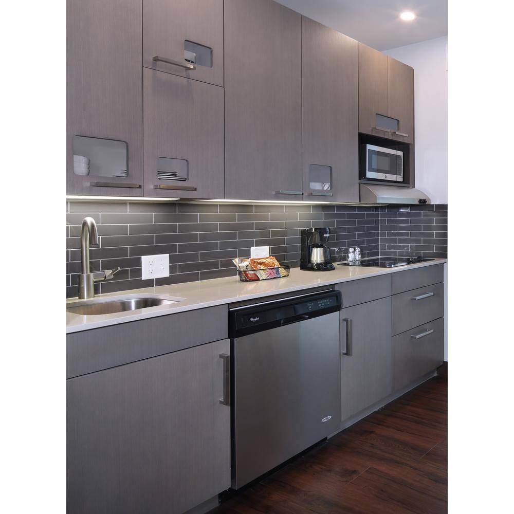 MSI Metallic 4 in. x 12 in. Glossy Glass Gray Subway Tile (5 sq. ft. / case)