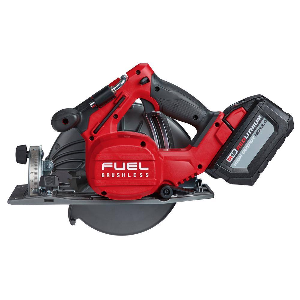 Milwaukee M18 FUEL 18V Brushless Cordless 7-1/4 in. Circular Saw Kit with 12.0Ah Battery, Rapid Charger and Bag