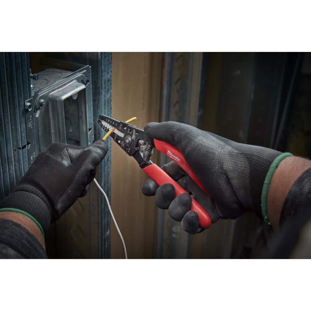 Milwaukee Electrician's Screwdriver, Lineman's Plier & Wire Stripper Hand Tool Kit (3-Piece)