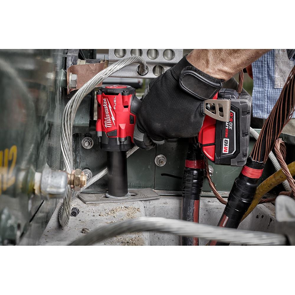 Milwaukee M18 FUEL GEN-3 18V Lithium-Ion Brushless Cordless 3/8 in. Impact Wrench w/7-1/4 in. Circ, Two 6Ah HO Batteries