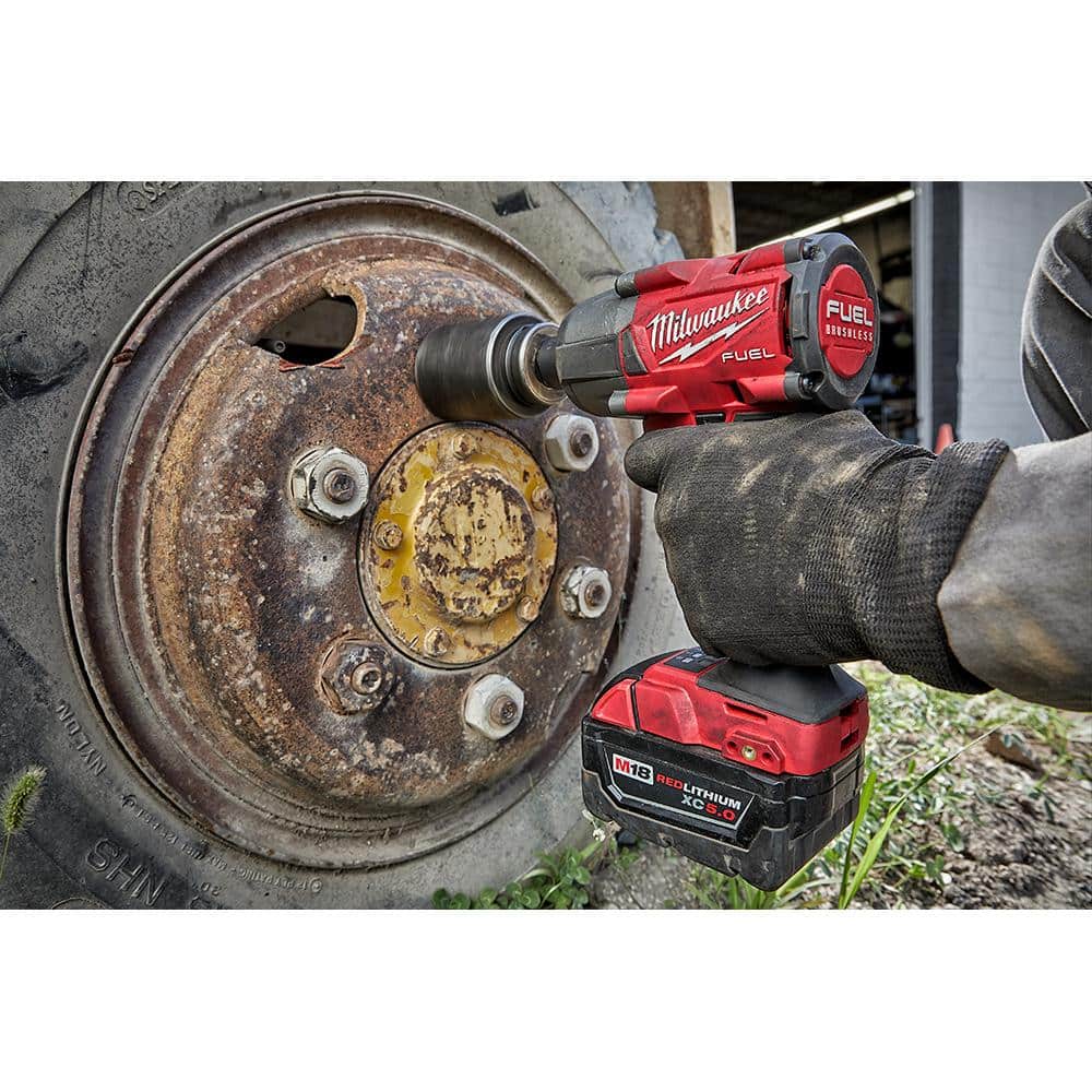 Milwaukee M18 FUEL GEN-2 18V Lithium-Ion Mid-Torque Brushless Cordless 3/8 in. Impact Wrench with Friction Ring (Tool-Only)