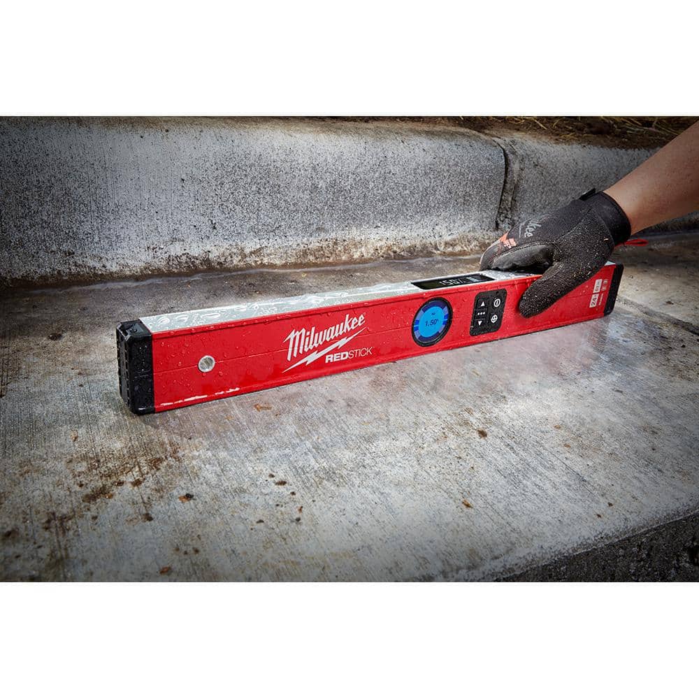 Milwaukee 72 in. REDSTICK Digital Box Level with PINPOINT Measurement Technology + 700-Lumen USB Rechargeable Flashlight