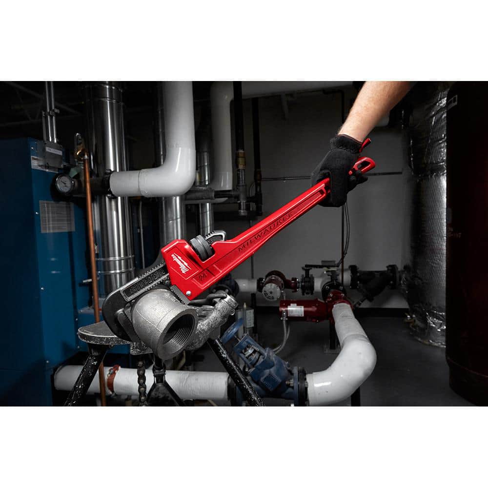 Milwaukee 24 in. Steel Straight Pipe Wrench, 3 in. Jaw Capacity