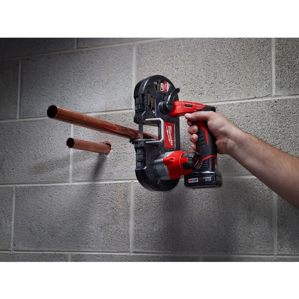 Milwaukee M12 12-Volt Lithium-Ion Cordless Sub-Compact Band Saw XC Kit with 3.0Ah Battery, Charger & Hard Case (1-5/8 in. Capacity)