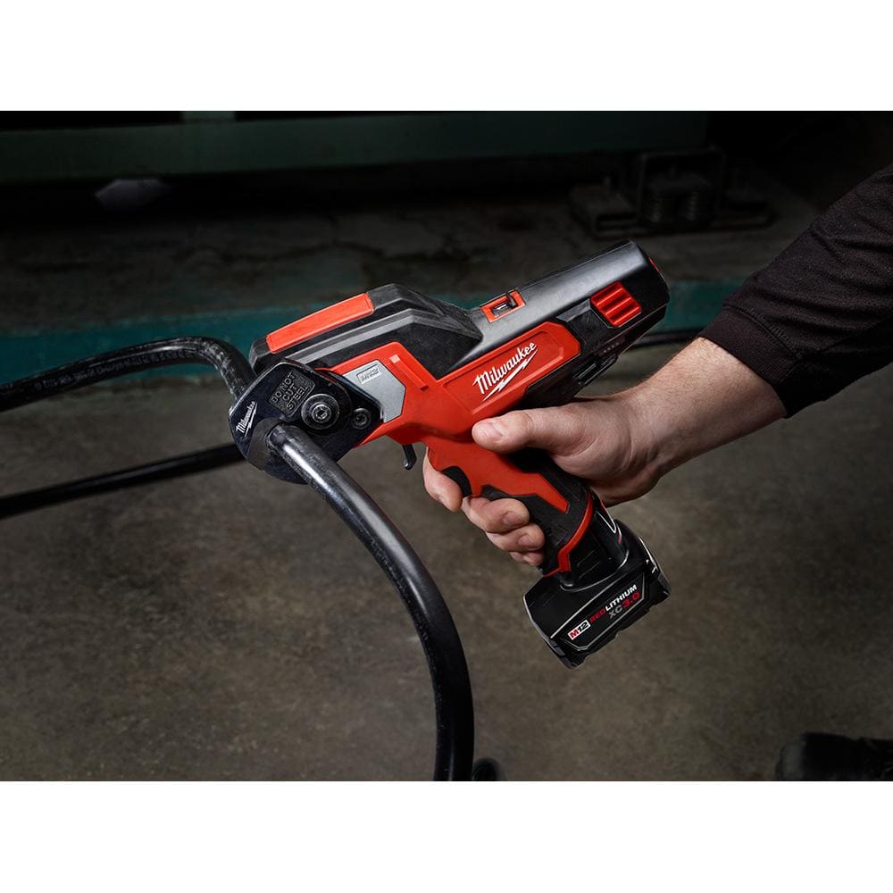 Milwaukee M12 12-Volt Cordless 600 MCM Cable Cutter Kit with 3.0Ah Battery, Charger, Replacement Blade and Hard Case