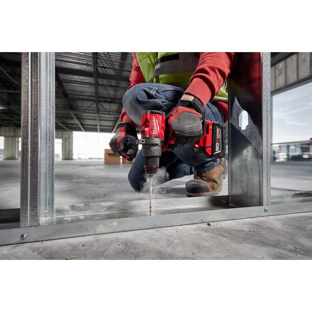 Milwaukee M18 FUEL 18V Lithium-Ion Brushless Cordless Combo Kit w/M18 7-1/4 in. Circular Saw & 5.0ah Battery