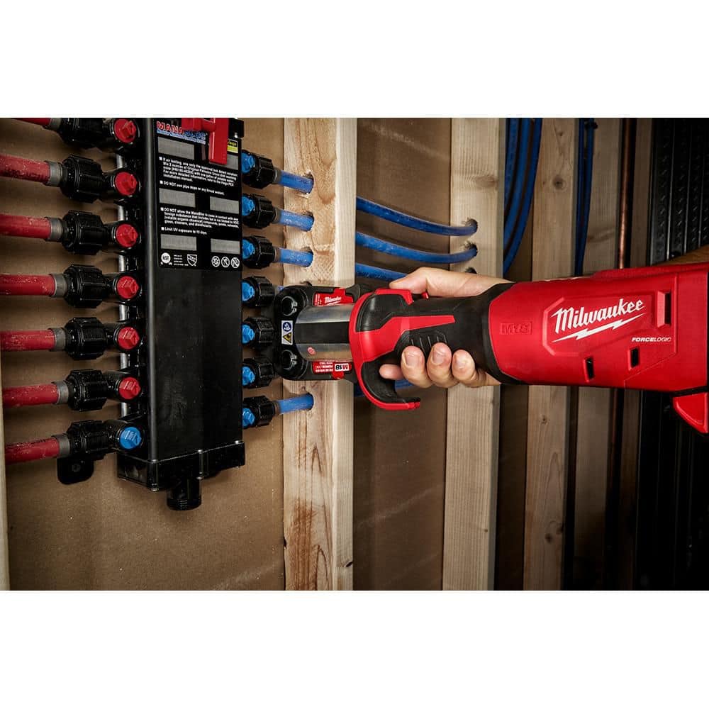 Milwaukee 1-1/4 in. PEX Crimp (F1807) Jaw for M18 FORCE LOGIC Press Tools
