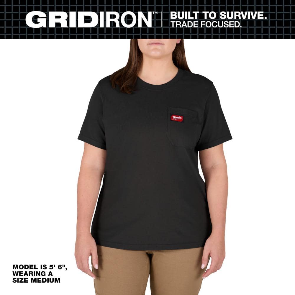 Milwaukee Women's Large Black GRIDIRON Short Sleeve Pocket T-Shirt