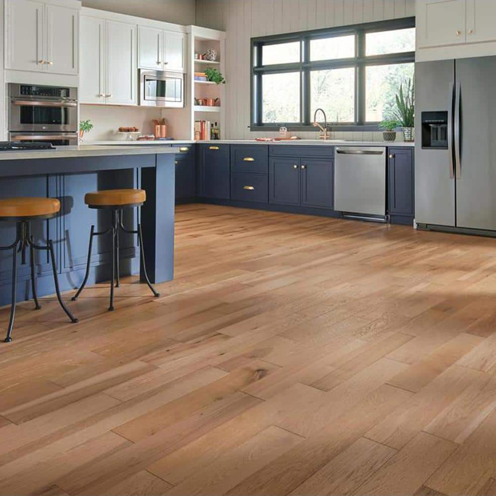 Bruce Hydropel Natural Hickory 7/16 in. T x 5 in. W Waterproof Click Lock Engineered Hardwood Flooring (22.6 sq.ft./ctn)