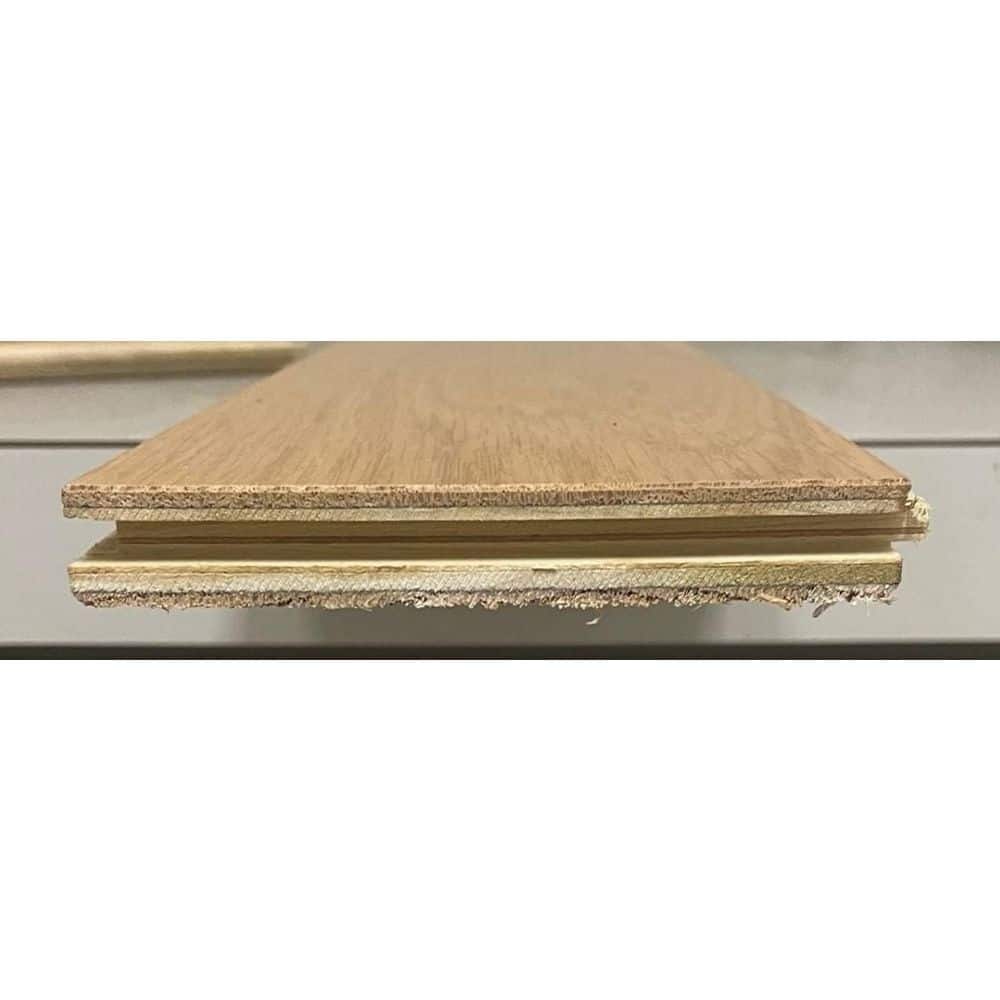 Unbranded Natural White Oak 1/2 in. T x 5.2 in. W Click Lock Smooth Engineered Hardwood Flooring (28.2 sq.ft./case)