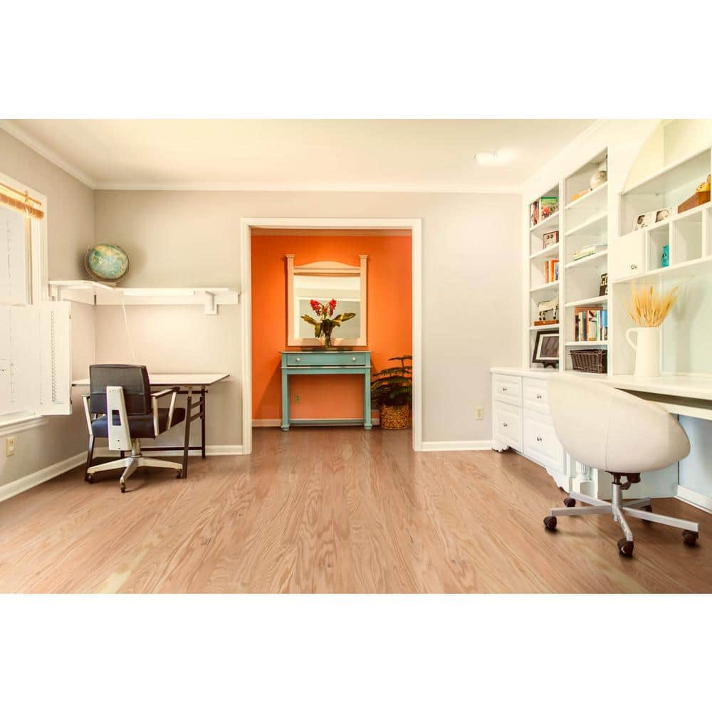 Shaw Bradford 3 Natural Red Oak 3/8 in. T X 3.25 in. W Tongue and Groove Engineered Hardwood Flooring (23.76 sq.ft./case)