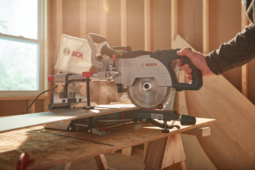 Bosch CM8S Glide 8-1/2-in 12-Amp Single-Bevel Sliding Compound Corded Miter Saw