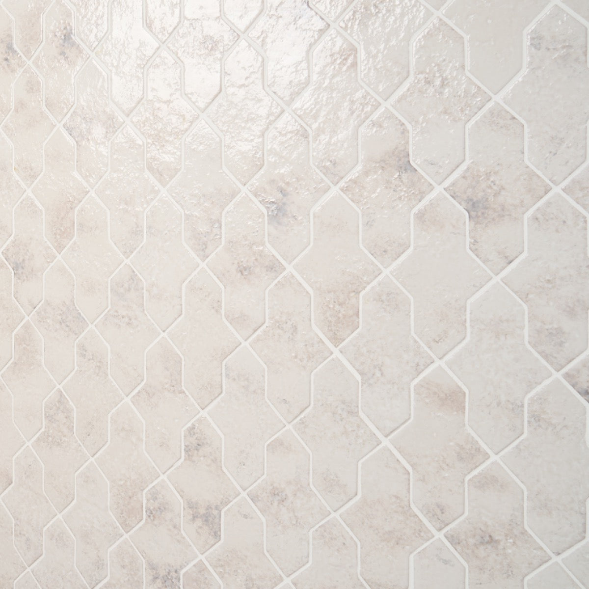 Greta Cruz Seashell White 5x8 Glossy Textured Porcelain Tile