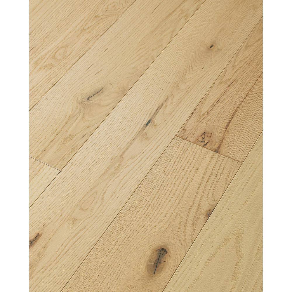 Shaw Serenity Pecan Red Oak 1/2 In. T X 6.38 in. W Tongue and Groove Engineered Hardwood Flooring (25.4 sq.ft./case)