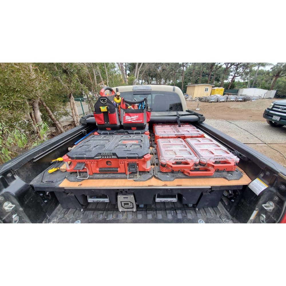 Milwaukee 10 in. PACKOUT Tote, 28-Pocket Modular Tool Bag