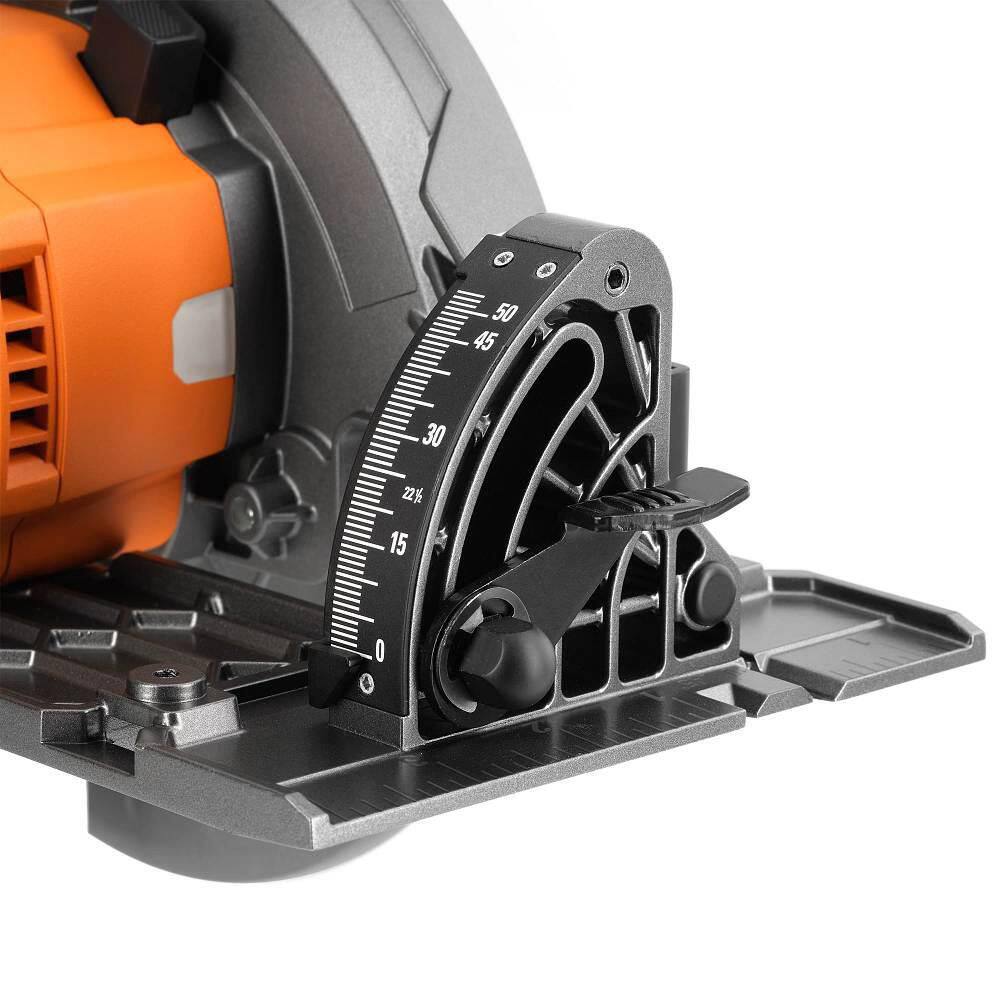 RIDGID 18V Brushless Cordless 7-1/4 in. Rear Handle Circular Saw Kit w/ (2) 4.0 Ah MAX Output Battery, Charger, Bag