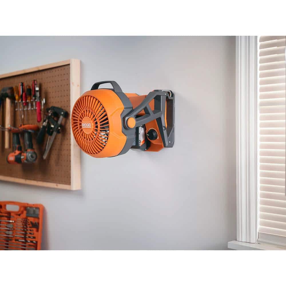 RIDGID 18V Cordless Jobsite Fan Kit with 4.0 Ah Battery and Charger